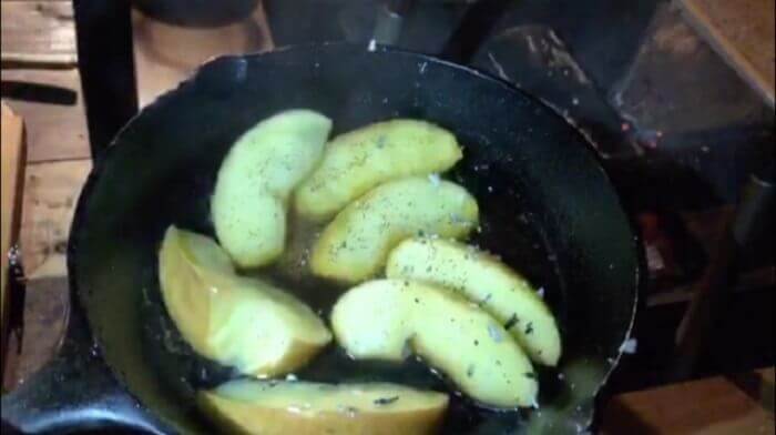 焼きリンゴの作り方：完成